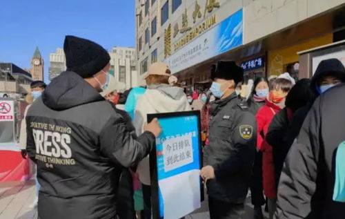 冰墩墩魅力難擋 一墩難求，百墩實業(yè)全力備貨應對熱潮